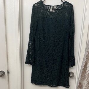 Elegant Lace Dress in Dark Green